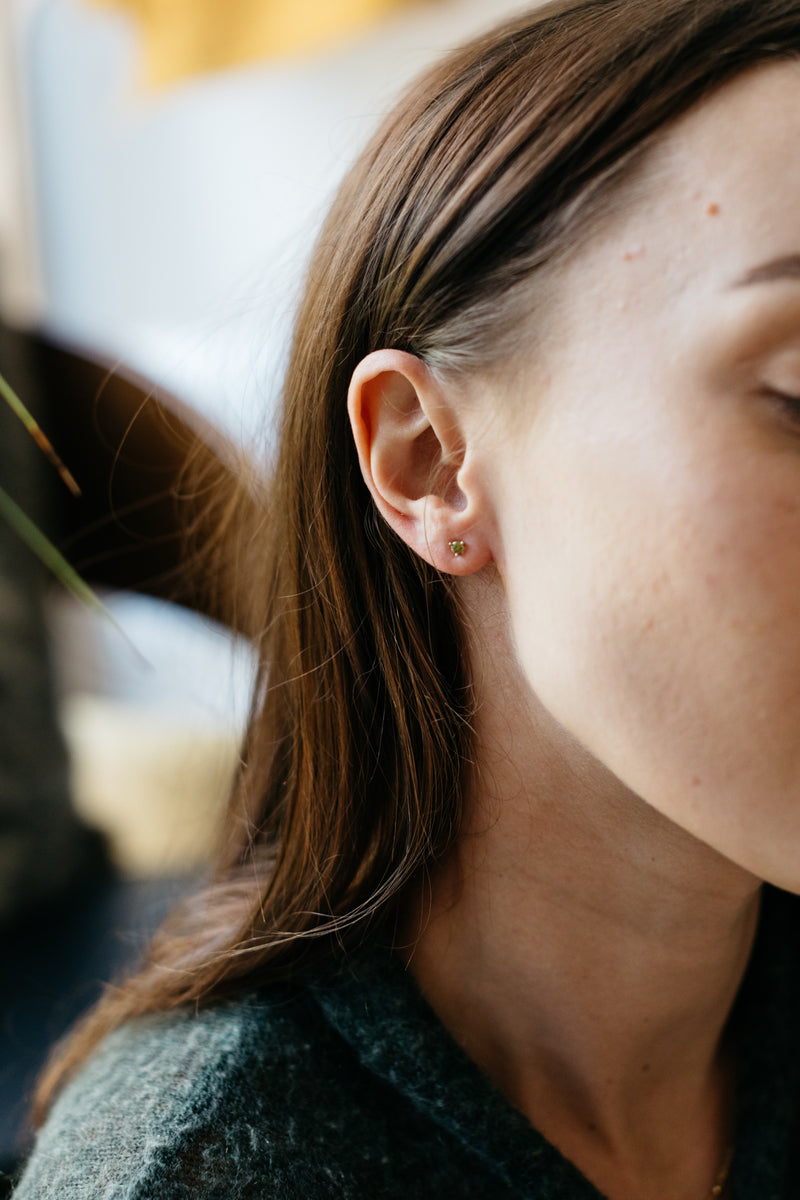 Vert d’Eau Stud Earrings – 14K Solid Gold with Green CZ