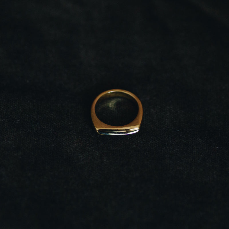 Stéphanie 18K Gold Plated Stainless Steel Bevel Ring Elegant Comfortable Jewelry