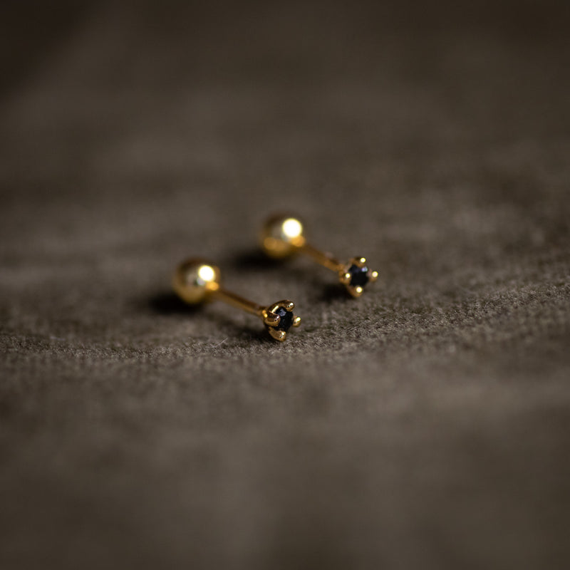 Cécily dainty 2mm gold stud earrings with secure ball screw back


